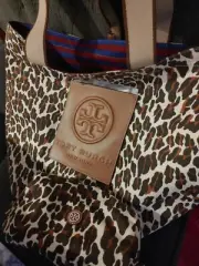 Tory Burch Gracie Market Reva Leopard Reversible Striped Tote AND Cosmetic Case
