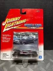 1/64 JOHNNY LIGHTNING 1967 OLDSMOBILE 442 COUPE BLACK