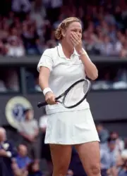 Lindsay Davenport USA reacts after defeating Steffi Graf of German- Old Photo