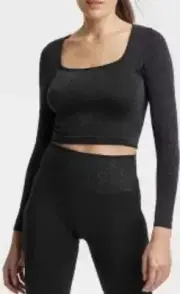 All In Motion Lurex Sparkle Shimmer Seamless Cropped Long Sleeve Top Black, Sz S