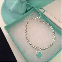 在飛比找Yahoo!奇摩拍賣優惠-Tiffany&Co. 迷你愛心粉銀色吊牌 925純銀串珠手