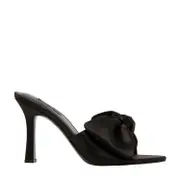 TRINA BLACK | Nine West