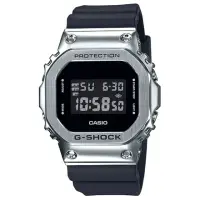 在飛比找momo購物網優惠-【CASIO 卡西歐】G-SHOCK 經典復古金屬框潮流運動