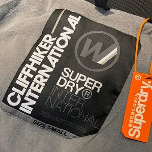 美國百分百【全新真品】Superdry 極度乾燥 風衣 連帽 防風外套 夾克 刷毛 男 黑/碳灰色 XS-M號 I760