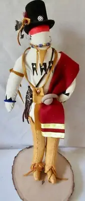 Iroquois Man doll, c/1700-1800 w/top hat, wampum bag, club; Paul St John, Mohawk
