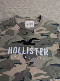 在飛比找Yahoo!奇摩拍賣優惠-Hollister California 迷彩短袖棉質T s