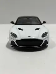 ASTON MARTIN DBS SUPERLEGGERA WHITE 1/24 DIECAST MODEL CAR BY WELLY