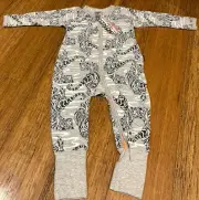 Bonds BNWT 2018 Grey Tigers Zippy - Size 0 (6-12 months)