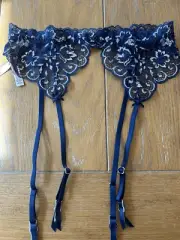 Victoria's Secret Womens Dream Angels Ensign Silver Shimmer Garter New XS/S