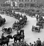 Commemoration of the end of WWI London 1919 The ANZACs witness the- Old Photo