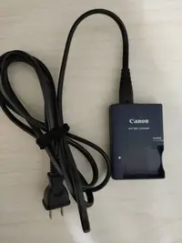 在飛比找Yahoo!奇摩拍賣優惠-Canon 充電器 (CB-2LXE)