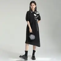在飛比找Yahoo!奇摩拍賣優惠-日系時尚葉子貼布繡短袖洋裝斜襬連身裙【13-16-84047