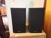 Klipsch Reference R-40M Bookshelf Speakers (Pair) - OPENBOX in Mfr Box