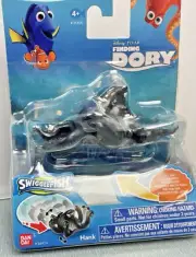 Disney Pixar Finding Dory Swigglefish Hank Action Figure 4''