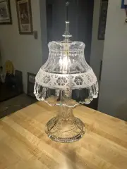 Vintage Cut Crystal Glass Daffodil Flower Boudoir Bed Side Table Lamp 14” Tall