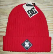 MENS DC SHOES RED BEANIE HAT CAP ONE SIZE