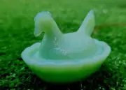 Green Hen Chicken Jadeite Jadite Trinket On Nest 2 1/4 " Glass Covered On Basket