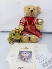 New in box Steiff Princess Bear & Frog Prince 2002 Retired RARE Limited Edition