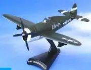 DEL PRADO 1:100 SCALE REPUBLIC P-47 THUNDERBOLT - UN - FACTORY SEALED