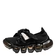 [grounds] Jewelry Hankie Pumps