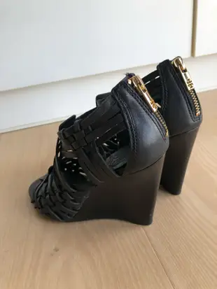 tory burch 真品黑色編織 高跟鞋 35號