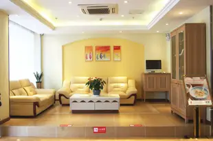 如家酒店(南昌紅谷灘會展中心店)Home Inn (Nanchang Honggutan Convention & Exhibition Center)