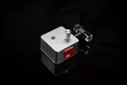 Austere Instruments _ Modish Piezo Mic (Ambeint / Noise / Dungeon / Lofi)