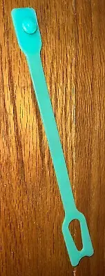 Tupperware (1) Jadeite Green KITCHEN TOWEL HOLDER PASTRY SHEET STRAP NEW #498
