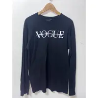 在飛比找蝦皮購物優惠-VOGUE長袖上衣（黑色