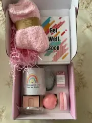 GET WELL FLORAL SCENT GIFT BOX SENDING A HUG MOM FEMALE FRIEND GRANDMA FAMILY