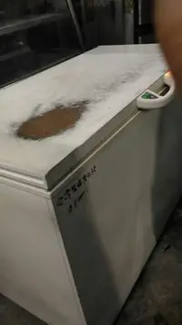 在飛比找Yahoo!奇摩拍賣優惠-南門餐廚設備出售二手4.3尺 上掀冷凍冰櫃台製瑞興冷凍冰櫃 