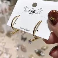 在飛比找momo購物網優惠-【BBHONEY】韓劇男朋友宋慧喬車秀賢同款耳環氣質鑽石耳環