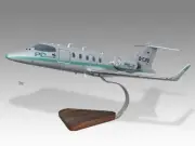Bombardier Learjet 31A Preiss-Daimler P-D Group Desk Wood Airplane Large 1/32