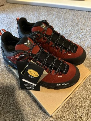 Salewa Alp Trainer 2 GTX Women’s size 8 Syrah/ black