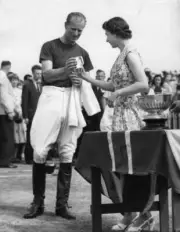 Queen Elizabeth Ii Presents A Tankard Husband Duke Edinburgh A Mem- 1957 Photo