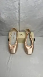 NIB Bloch Suprima Pointe Shoes