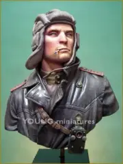 Young Miniatures - Soviet Tank Commander 1944 - 1/10th Resin Bust - YM1823