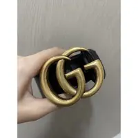 在飛比找蝦皮購物優惠-保證正品《Gucci經典仿舊金釦LOGO黑色滑面小牛皮腰帶/