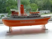 2003 UT TENNESSEE VOLS NAVY PAT SUMMITT TUGBOAT BANK #3 LTD EDITION ERTL 1/55