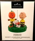 Snoopy Peanuts Hallmark 2022 Halloween Orn Scarecrow Shenanigans Charlie Brown