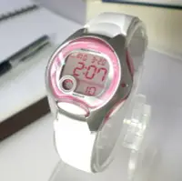 在飛比找Yahoo!奇摩拍賣優惠-CASIO手錶 經緯度鐘錶 果凍型 50米防水電子錶 學生 