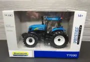 Ertl Prestige Series New Holland T7030 4WD Tractor Diecast 1:32 Scale