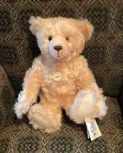STEIFF "CLASSIC TEDDY BEAR" APRICOT MOHAIR WITH GROWLER EAN 005022