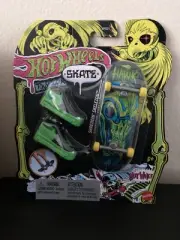 SUPER RARE HOT WHEELS SKATE TONY HAWK SHREDDIN’ SKELETON (RARE)