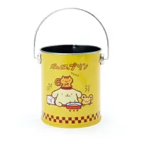 在飛比找momo購物網優惠-【SANRIO 三麗鷗】油漆桶造型 手提鐵製收納筒 鐵罐筆筒
