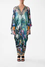 T SHAPE LONG KAFTAN BASKED IN BAROQUE