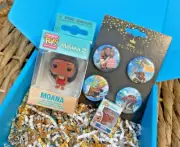 Disney Moana 6-Piece Gift Box Bundle – Funko Keychain, Bitty Pop & Button Set