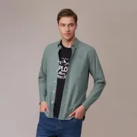 在飛比找momo購物網優惠-【GIORDANO 佐丹奴】男裝輕薄彈力長袖襯衫(31 綠)