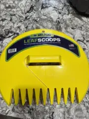 Rugg Original Leaf Scoops; 1 Pair