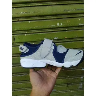 Nike AIR RIFT SLIP ON 女鞋